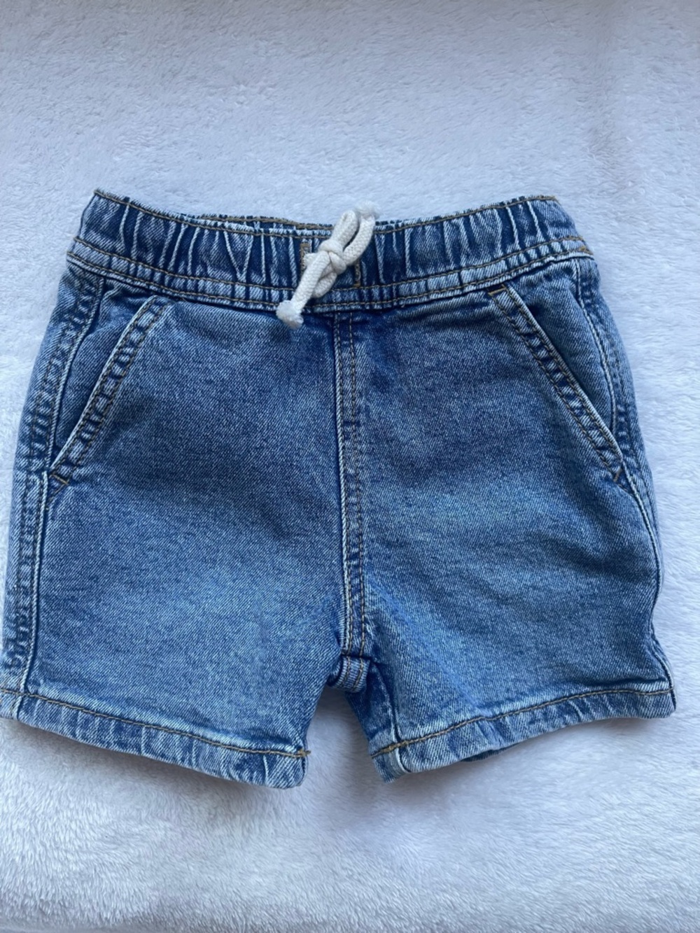 Cat & Jack Kids Jean Denim Pull-On Shorts in Light Blue size 2T